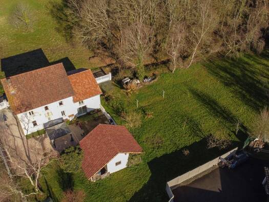 Maison à vendre 244 000 € 6 pièces 4 chambres 143 m² 2 513 m² de terrain Hagetmau 40700