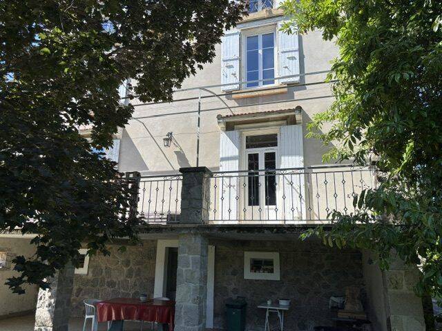 Maison 10 pièces 300 m² · à Tournon-sur-Rhône · 300 m² · 485 000 €
