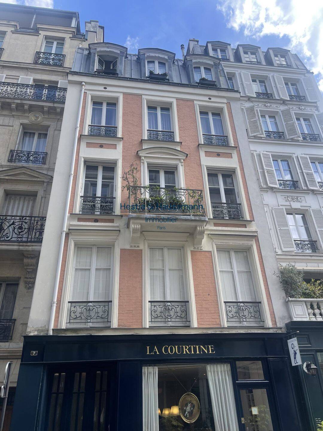 Appartement 2 pièces 18 m² · à Paris 7ème Arrondissement · 18,4 m² · 250 000 €