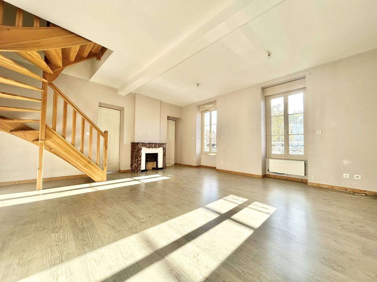 Appartement 3 pièces 102 m² · à Rive-de-Gier · 101,9 m² · 790 €