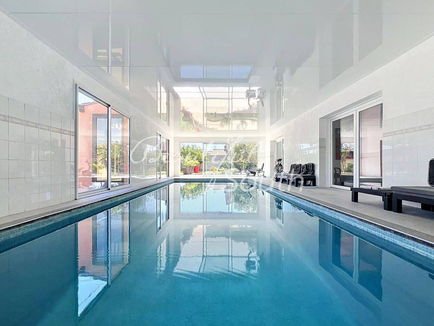 Maison 9 pièces 473 m² · à Port-la-Nouvelle · 473 m² · 1 260 000 €