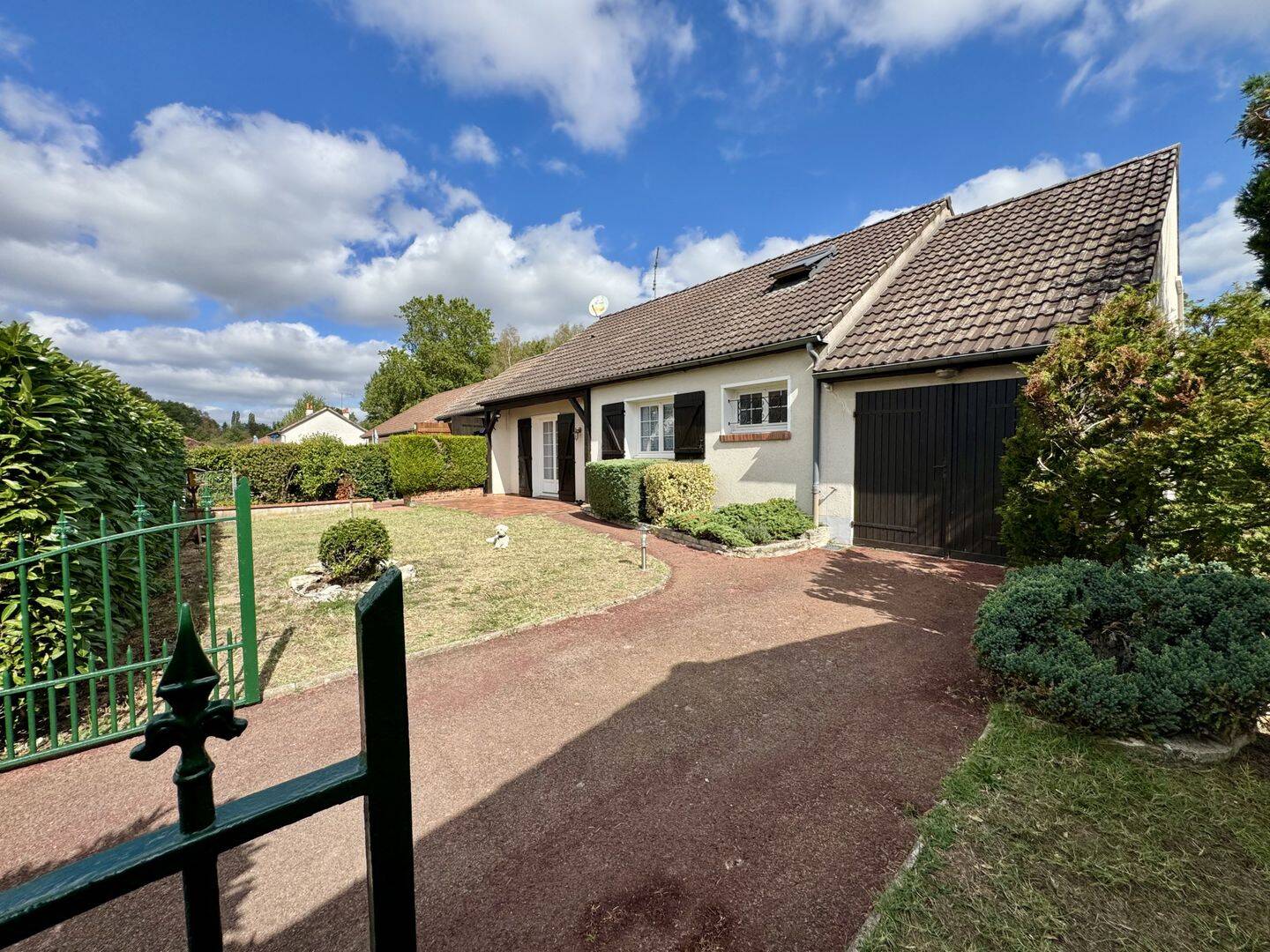 Maison 6 pièces 115 m² · à Lorris · 115 m² · 218 000 €