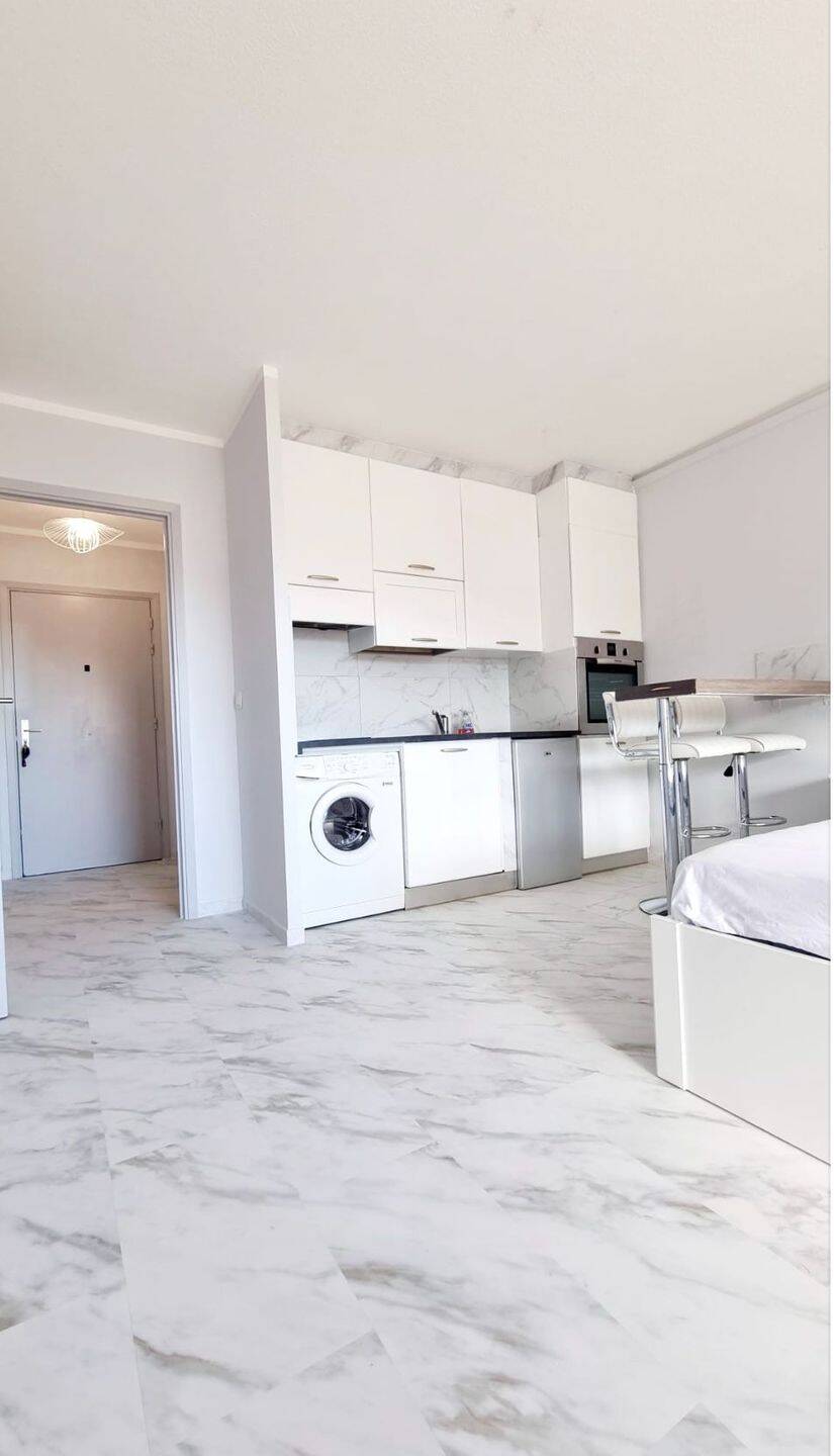 Appartement 1 pièce 26 m² · à Beausoleil · 26 m² · 1 200 €