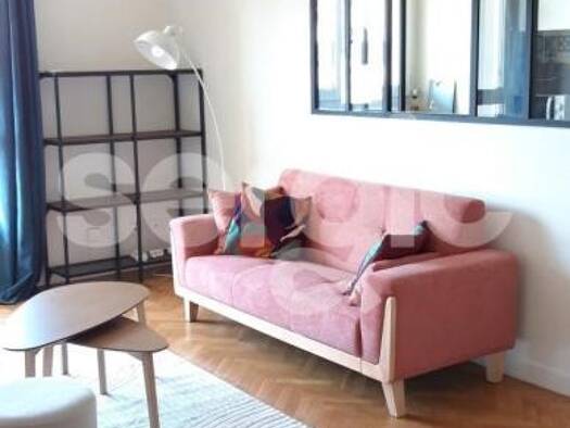 Appartement à louer 1 395 € 2 pièces 1 chambre 55 m² 5 étages Colombiers Issy-les-Moulineaux 92130