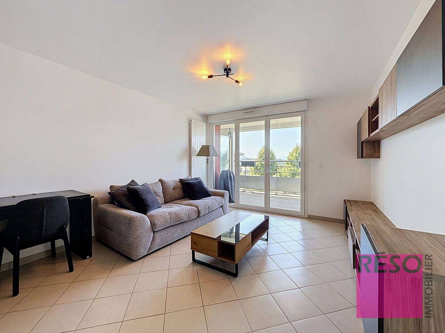 Appartement 2 pièces 42 m² · à Cranves-Sales · 42 m² · 1 200 €