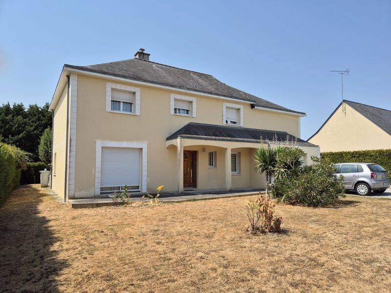 Maison 7 pièces 178 m² · à Ombrée d'Anjou · 178 m² · 315 000 €
