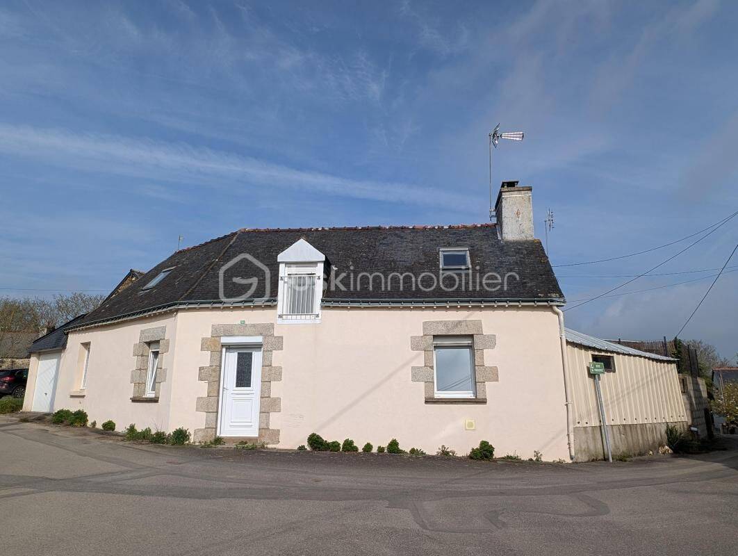 Maison 5 pièces 89 m² · à Crédin · 89 m² · 110 000 €