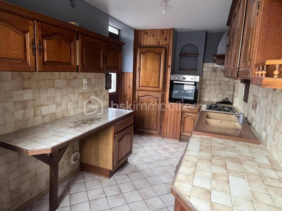 Maison 4 pièces 70 m² · à Villeneuve-sur-Yonne · 70 m² · 69 000 €