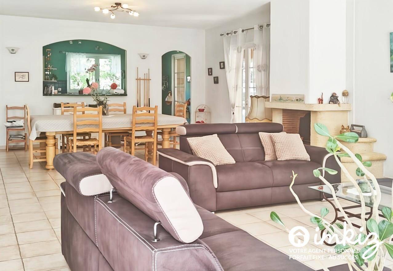 Maison 10 pièces 315 m² · à Saint-Restitut · 315 m² · 669 000 €