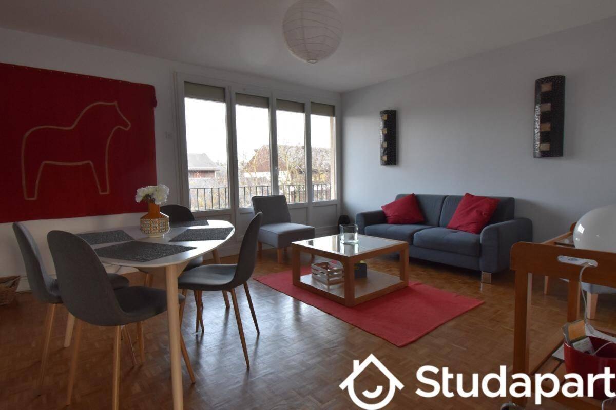 1 pièce 12 m² · à Reims · 12 m² · 610 €