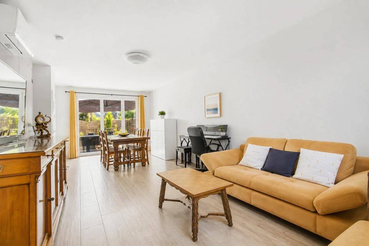 Maison 4 pièces 87 m² · à Peyrolles-en-Provence · 87 m² · 399 000 €