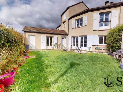 Maison à vendre 442 000 € 5 pièces 4 chambres 102,5 m² 241 m² de terrain Les Garennes Guyancourt 78280