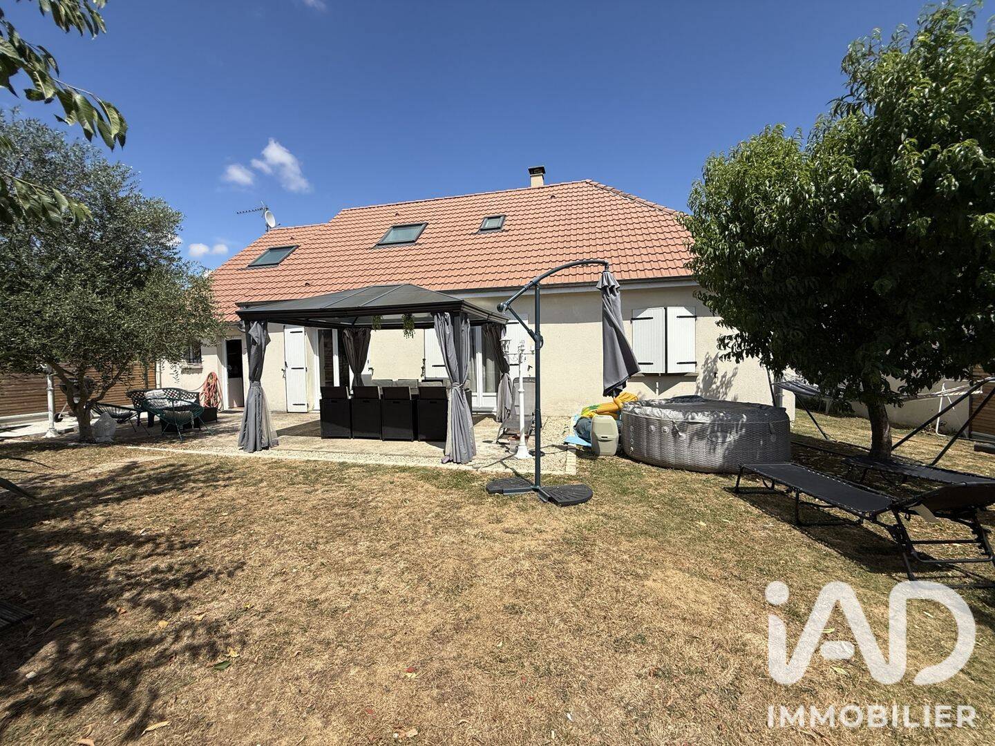 Maison 7 pièces 135 m² · à Saint-Denis-Lanneray · 135 m² · 239 900 €