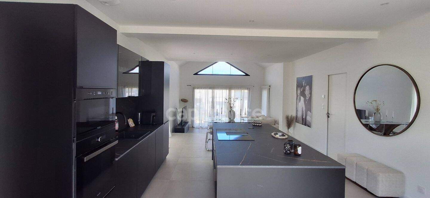 Maison 6 pièces 116 m² · à Bourgbarré · 116 m² · 345 000 €