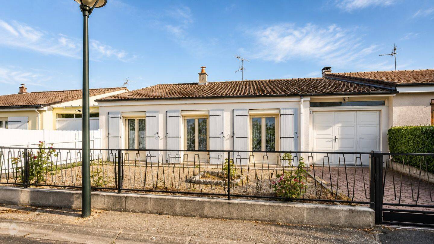 Maison 4 pièces 83 m² · à Chécy · 82,9 m² · 169 600 €