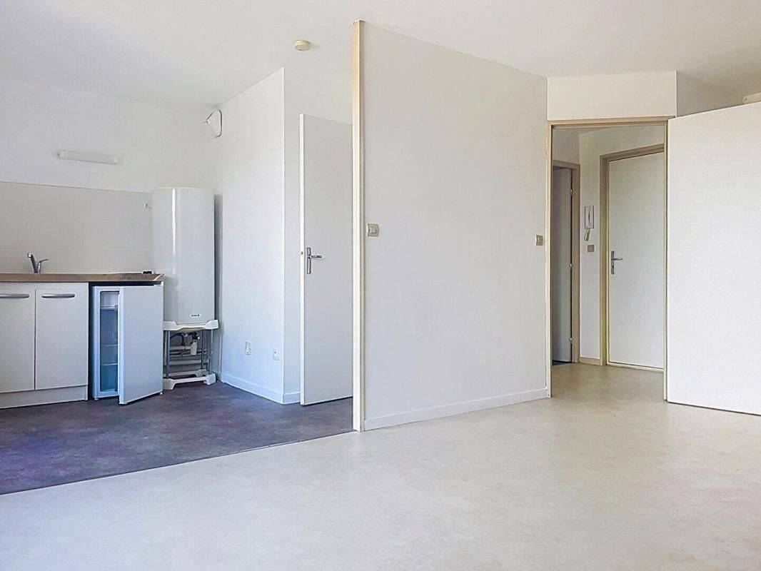 Appartement 1 pièce 32 m² · à Le Mesnil-Esnard · 32 m² · 450 €/mois