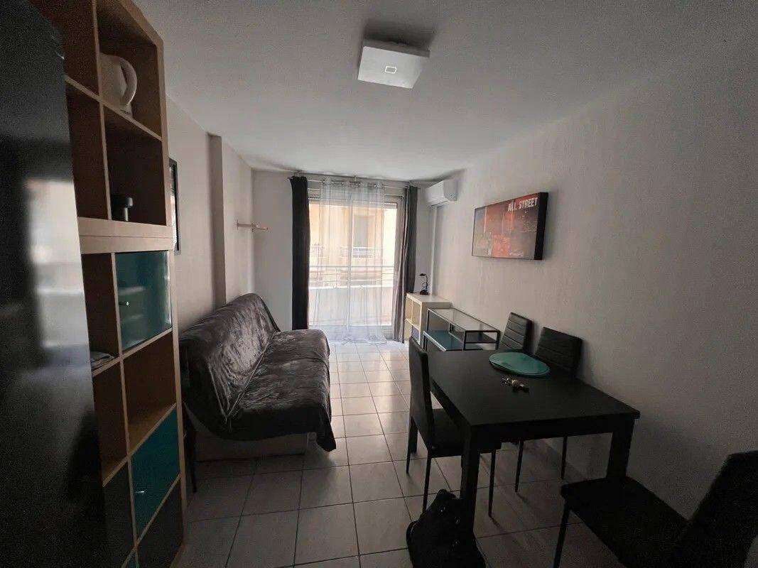 Appartement 2 pièces 38 m² · à Marseille 5ème Arrondissement · 38 m² · 840 €/mois