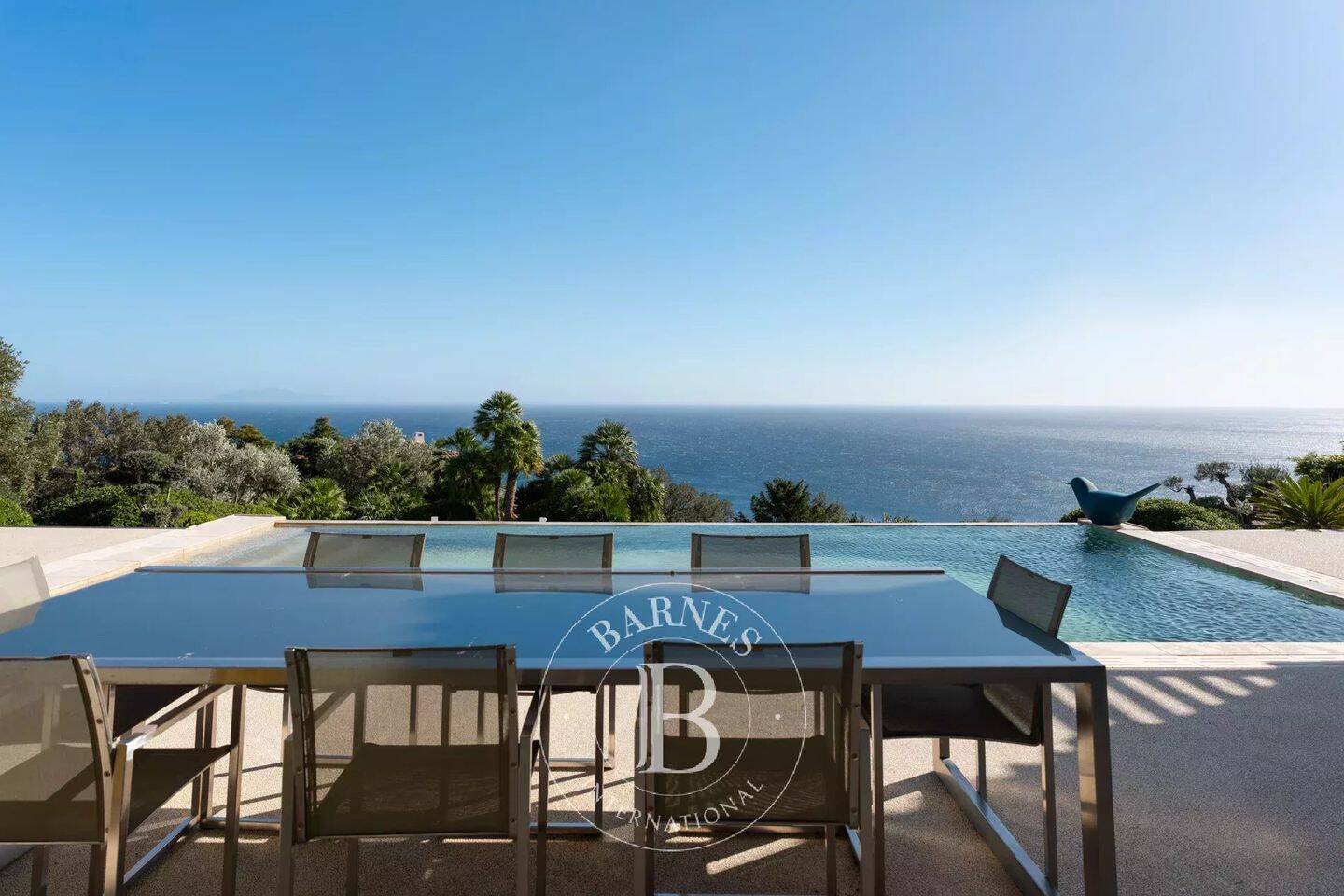 Maison 10 pièces 403 m² · à Brando · 403 m² · 3 000 000 €