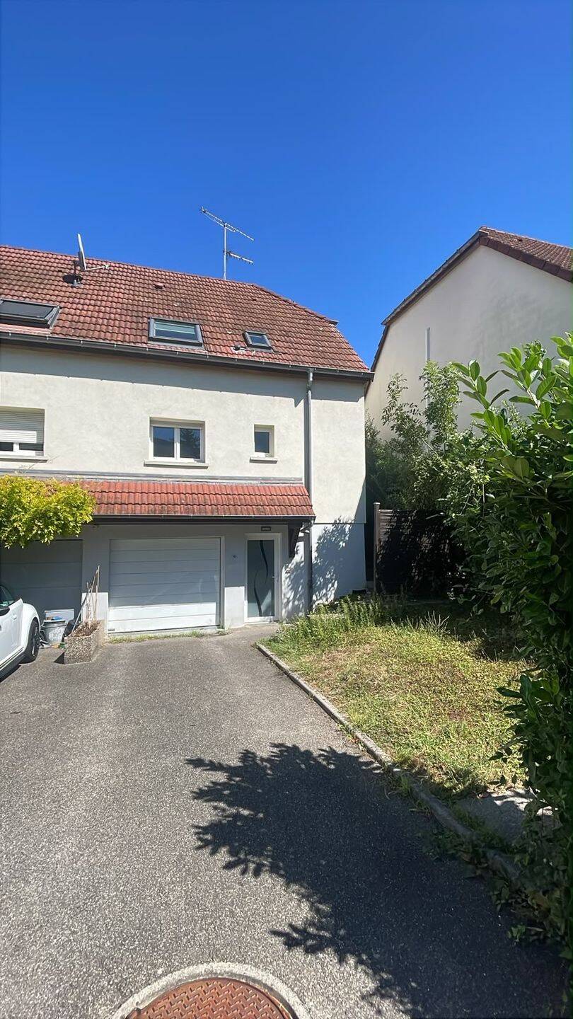 Maison 5 pièces 82 m² · à Brunstatt-Didenheim · 81,6 m² · 1 000 €/mois