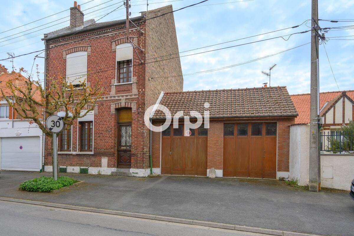 Maison 3 pièces 132 m² · à Cambrai · 132,2 m² · 148 000 €