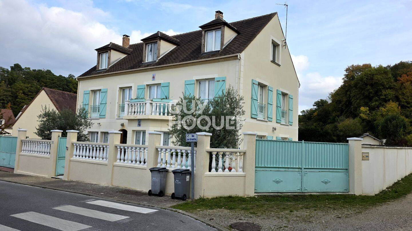 Maison 12 pièces 275 m² · à Verneuil-en-Halatte · 275 m² · 630 000 €