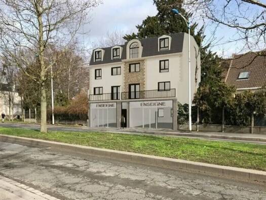 Terrain constructible à vendre 350 000 € 370 m² de terrain Sarcelles 95200