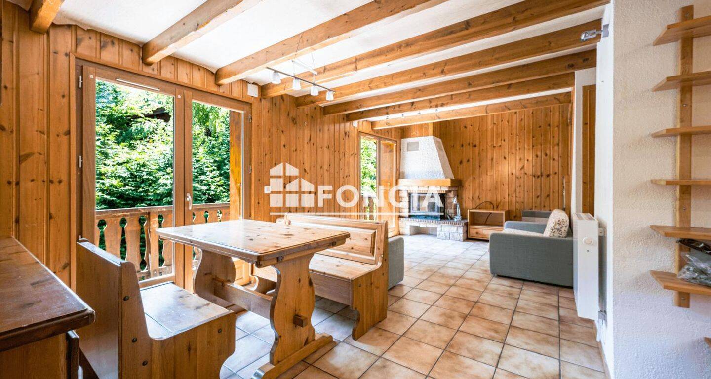 Maison 8 pièces 98 m² · à Les Houches · 97,6 m² · 749 000 €