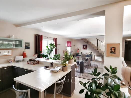 Villa à vendre 499 000 € 6 pièces 4 chambres 173 m² 1 010 m² de terrain Caux 34720