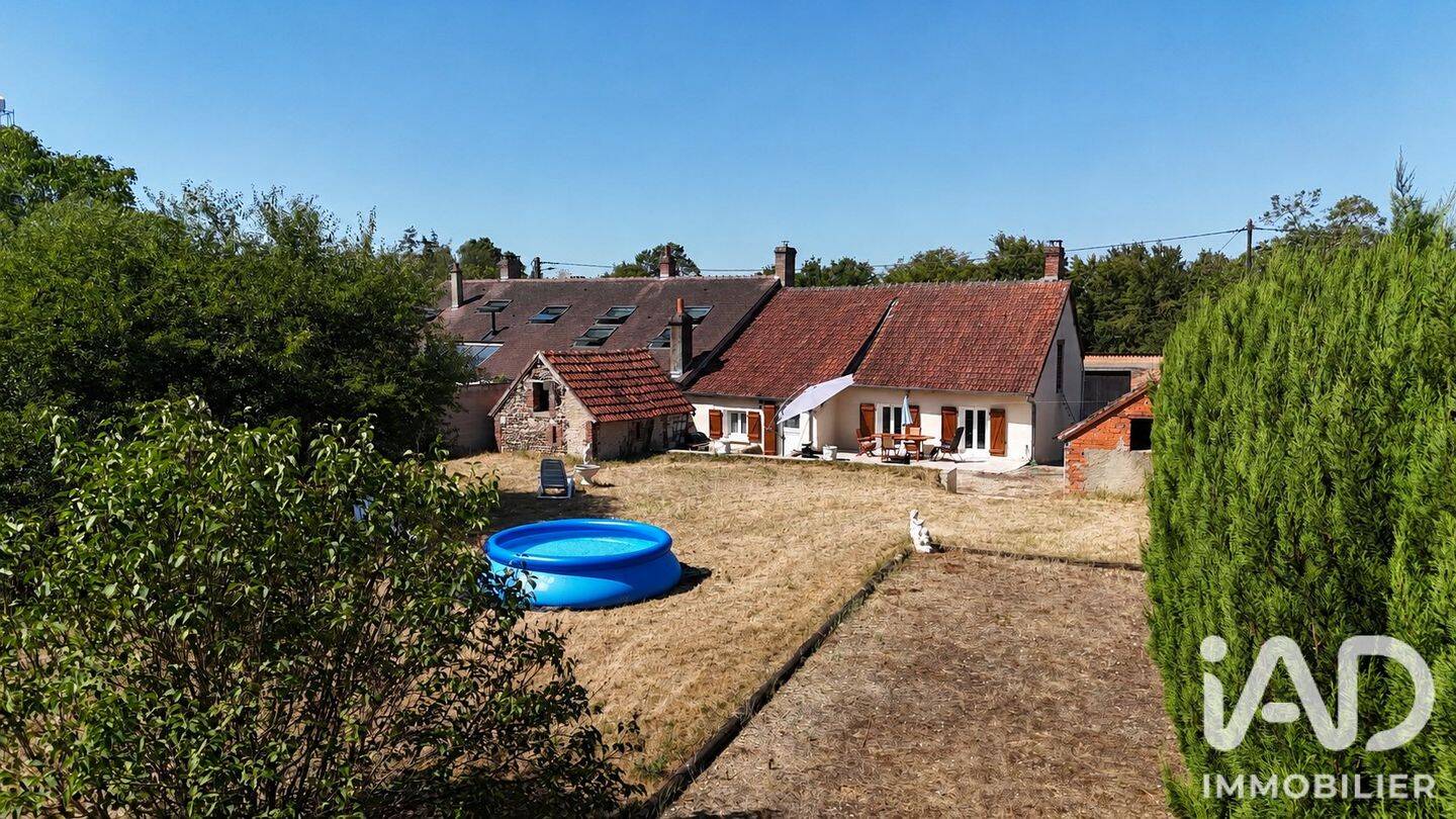 Maison 4 pièces 81 m² · à Rogny-les-Sept-Écluses · 81 m² · 114 000 €
