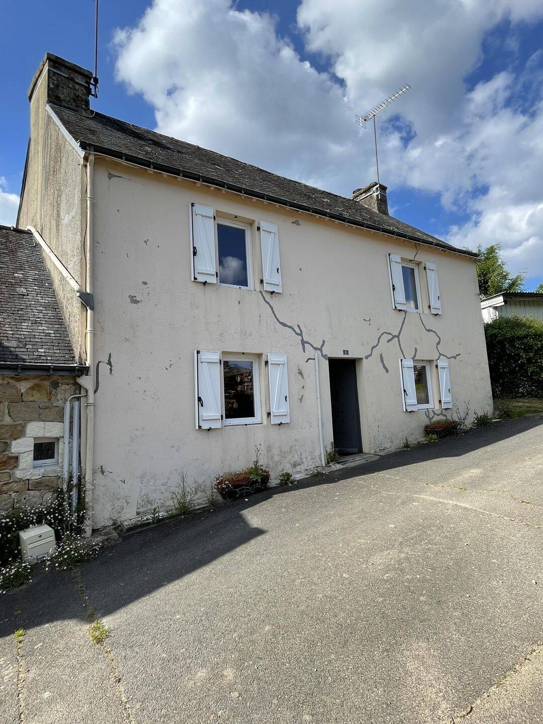 Maison 3 pièces 75 m² · à Langoëlan · 75 m² · 41 000 €