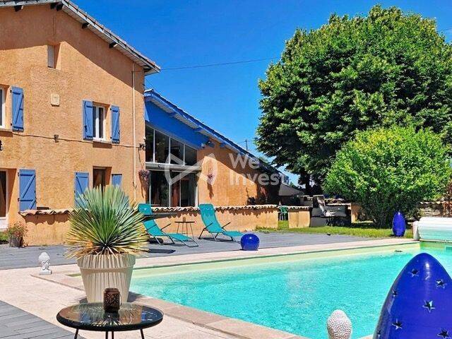 Maison 12 pièces 370 m² · à Chabeuil · 370 m² · 770 000 €
