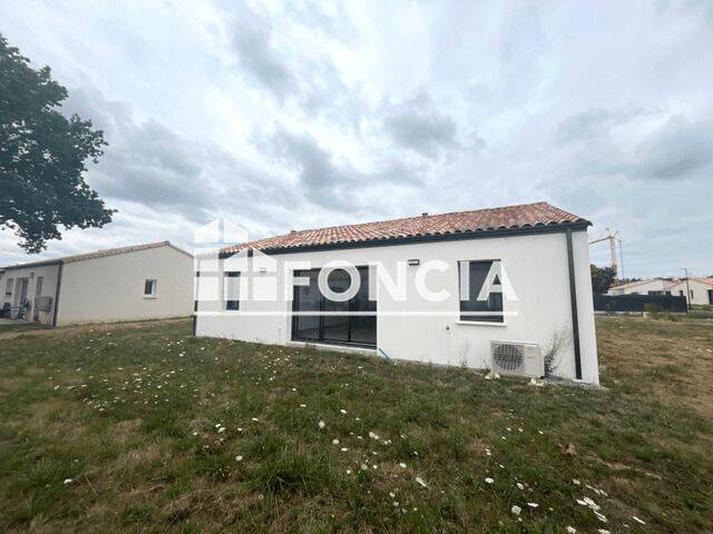 Maison 4 pièces 90 m² · à Challans · 90 m² · 1 160 €