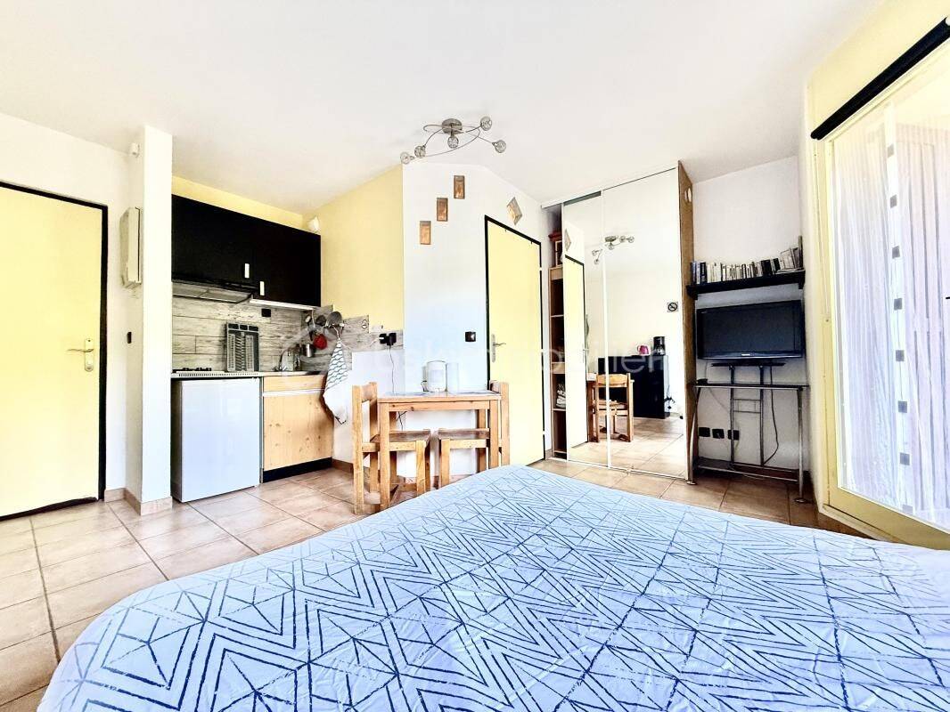 Appartement 1 pièce 18 m² · à Gréoux-les-Bains · 18 m² · 67 500 €