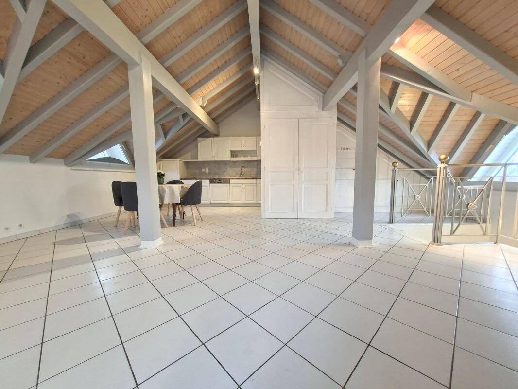 Appartement 2 pièces 60 m² · à Saint-Cergues · 60,3 m² · 1 300 €/mois