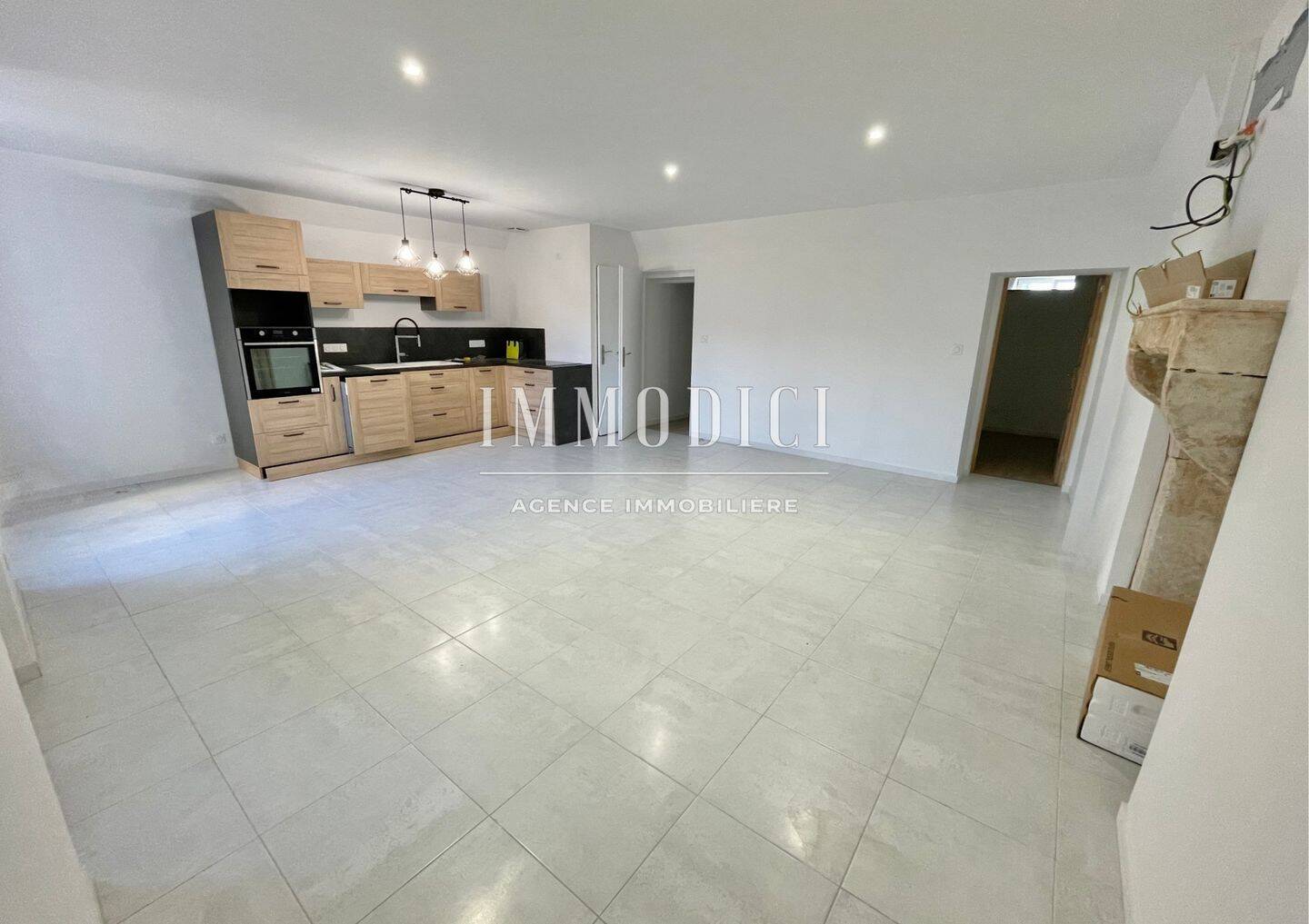 Appartement 4 pièces 85 m² · à Thoissey · 85 m² · 179 000 €