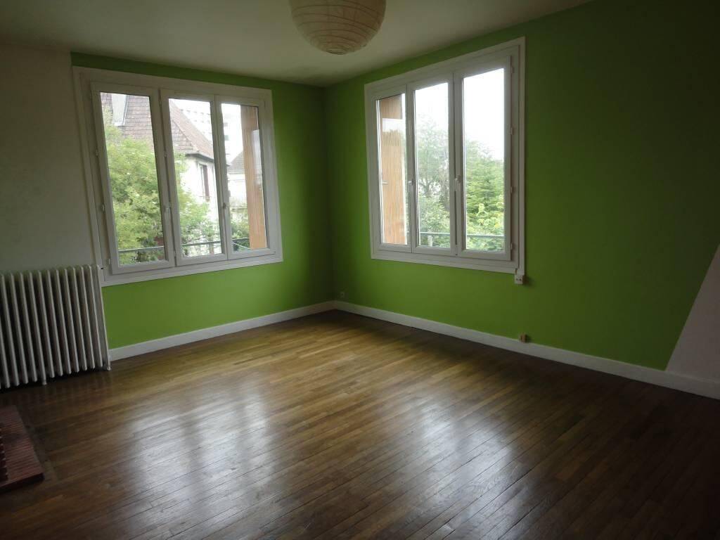 Appartement 3 pièces 95 m² · à Caen · 95 m² · 890 €