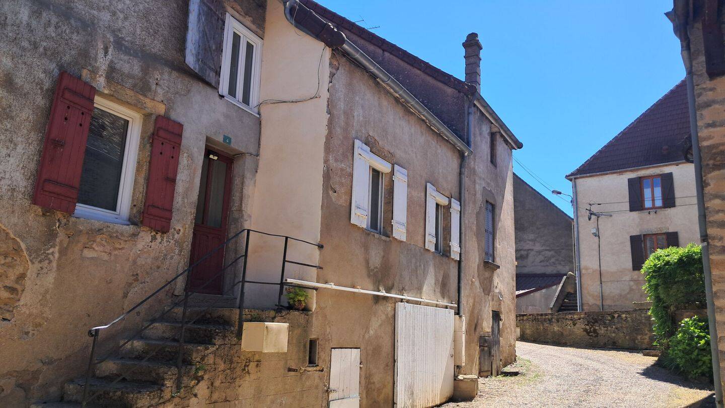 Appartement 4 pièces 70 m² · à Saint-Gilles · 70 m² · 54 000 €