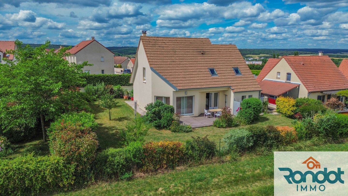 Maison 7 pièces 147 m² · à Is-sur-Tille · 147 m² · 345 000 €