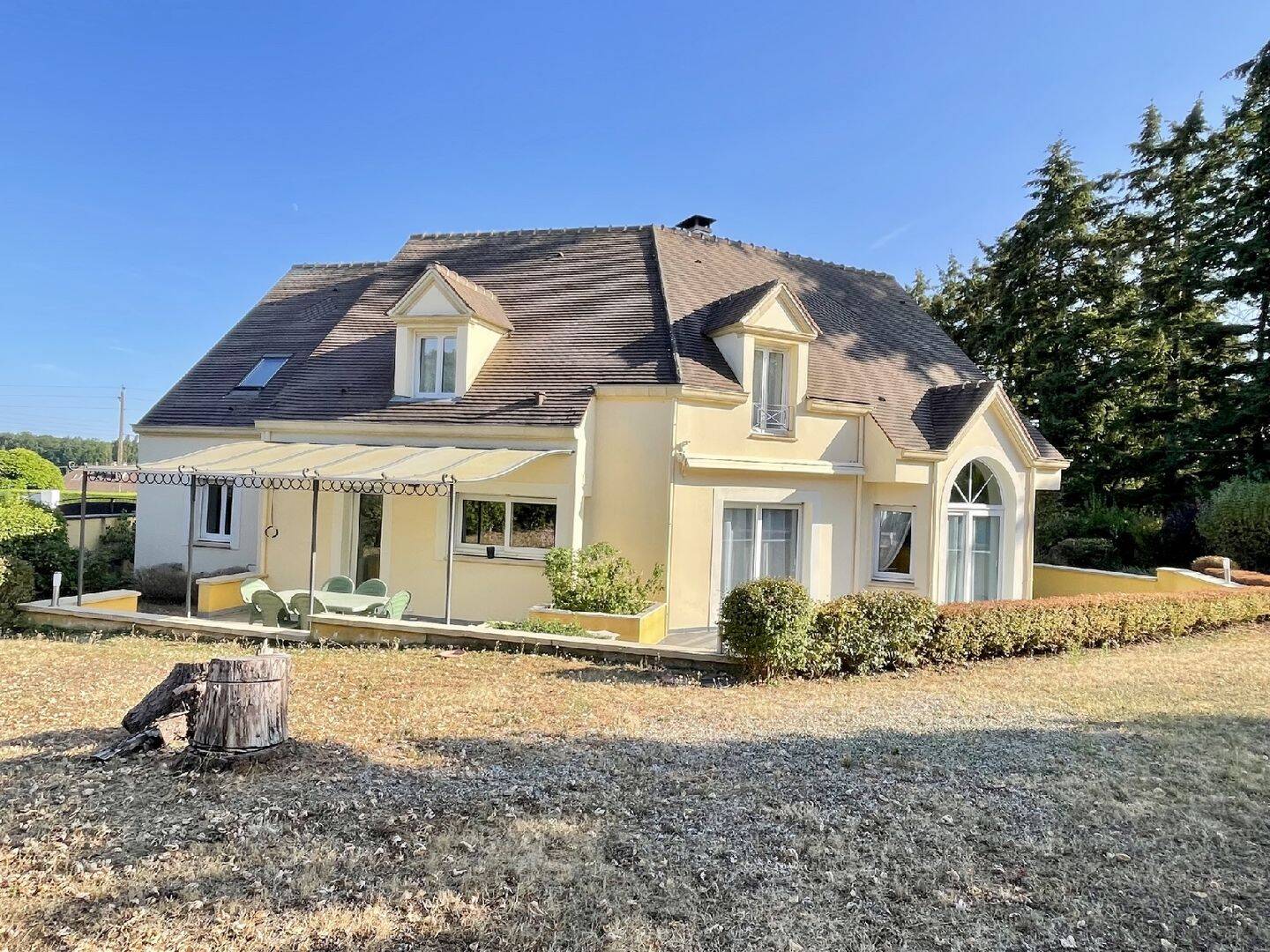Maison 7 pièces 203 m² · à Milly-la-Forêt · 203 m² · 579 000 €