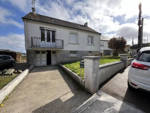 Maison à vendre 143 640 € 4 pièces 3 chambres 80 m² 1 374 m² de terrain Priziac 56320