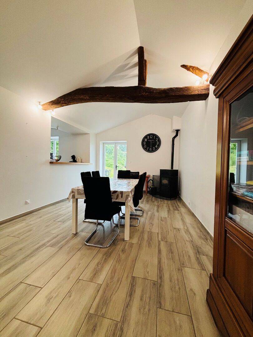 Maison 3 pièces 108 m² · à Cogny · 108,1 m² · 1 200 €