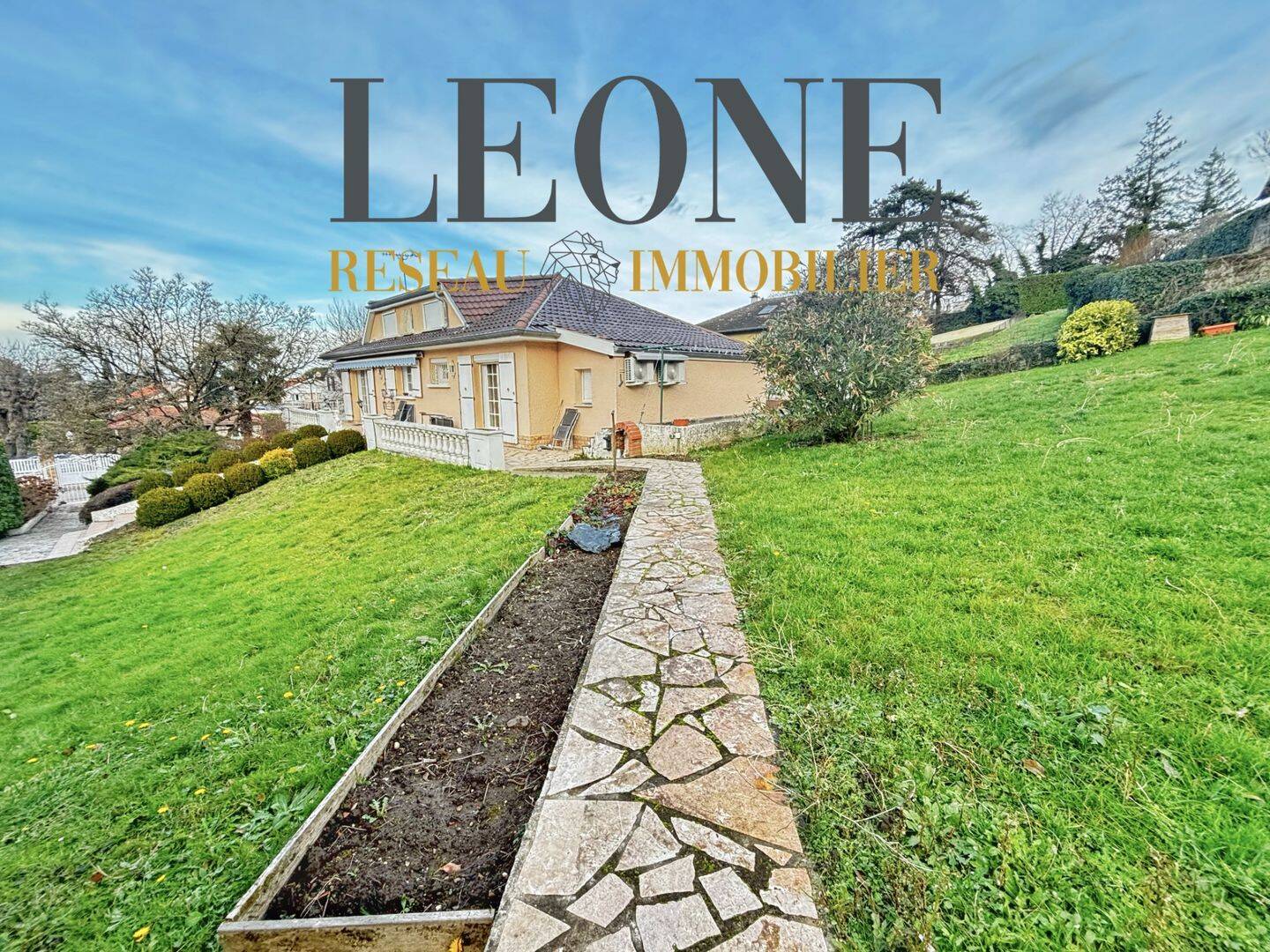 Maison 5 pièces 132 m² · à Saint-Bonnet-de-Mure · 132 m² · 569 000 €