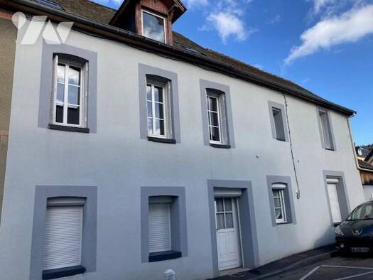 Maison à vendre 178 500 € 4 pièces 2 chambres 105 m² 301 m² de terrain Grand-Couronne 76530