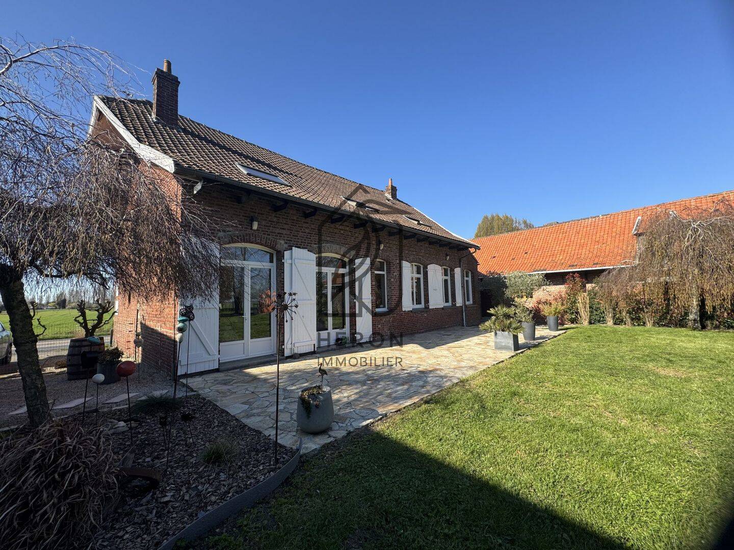 Maison 8 pièces 293 m² · à Radinghem-en-Weppes · 292,9 m² · 933 000 €