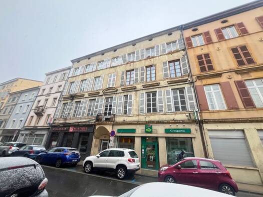 Appartement à vendre 159 000 € 5 pièces 3 chambres 125 m² Étage 3/4 Centre Tarare 69170
