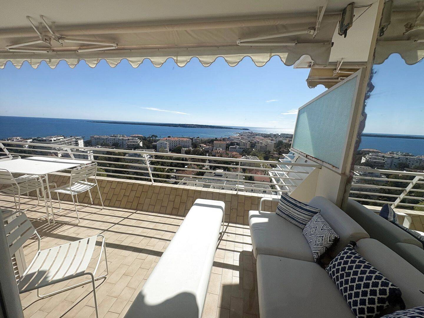 Appartement 3 pièces 98 m² · à Cannes · 98 m² · 1 350 000 €