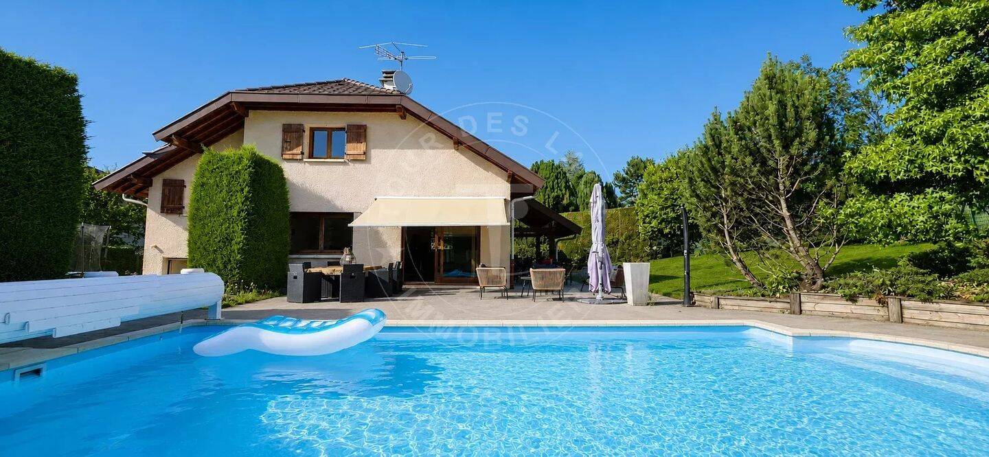 Maison 4 pièces 115 m² · à Annecy · 115 m² · 869 000 €