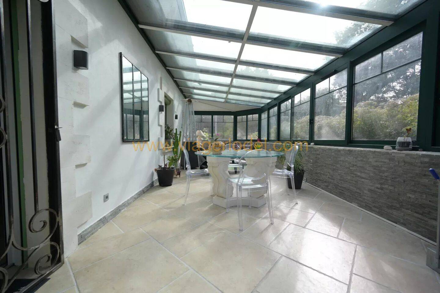 Maison 13 pièces 267 m² · à Soubran · 267 m² · 345 000 €