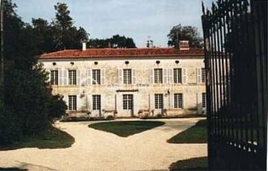 Hôtel particulier à vendre 510 000 € 10 pièces 7 chambres 292,6 m² 21 142 m² de terrain Saint-Pierre-la-Noue 17700