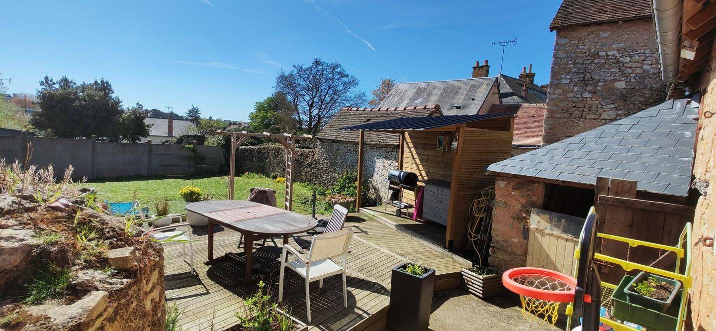 Maison 5 pièces 101 m² · à Conlie · 101 m² · 180 000 €
